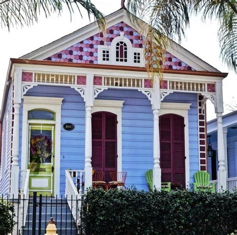 Unusual Exterior Paint Color Combos That Actually Look Really Great