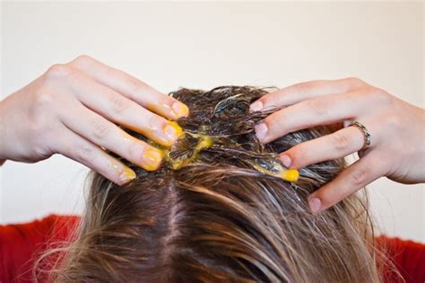 Diy coconut oil and egg conditioner | natural hair. Egg Yolk & Olive Oil for Hair | LIVESTRONG.COM