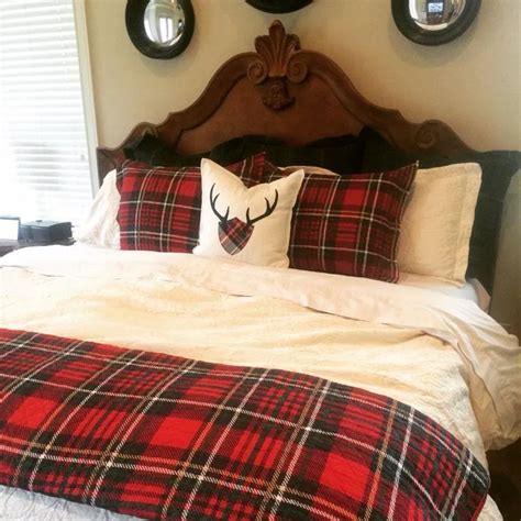 Adorable Interior Themed Christmas Bedroom Decorating Ideas Plaid