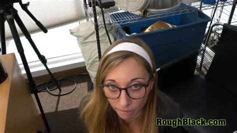 Nerd Girl Knows How To Ride A Massive Cock During A Serious Amateur T Xfreehd
