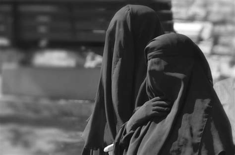 parlament stimmt gegen burka verbot polizei news