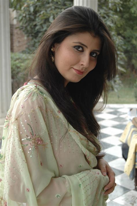 Beautiful Pakistani Girls Beauty Tips And Style Tips