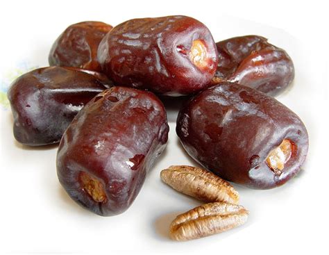 Dates Dried Fruit Properties And Benefits Of Dates
