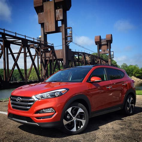 2016 Hyundai Tucson : Review