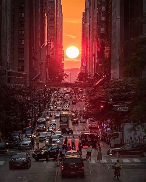 Manhattanhenge 2019 📷 Kirit143 New York Photography New York Night