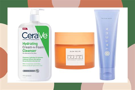 Best Cleansers For Every Skin Type Best Cleansers 2021 Hellogiggles