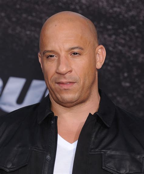 Vin diesel was born mark sinclair in alameda county, california, on july 18t, 1967. Vin Diesel s'explique sur les "Marcel" que portent ses ...