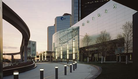 General Motors Renaissance Center Som