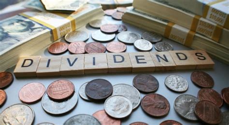 7 Best Dividend Stocks To Buy Now