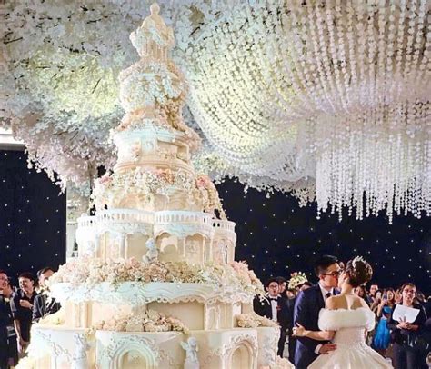 The Biggest Wedding Cake Ever Pasteles De Boda Enormes Pasteles De