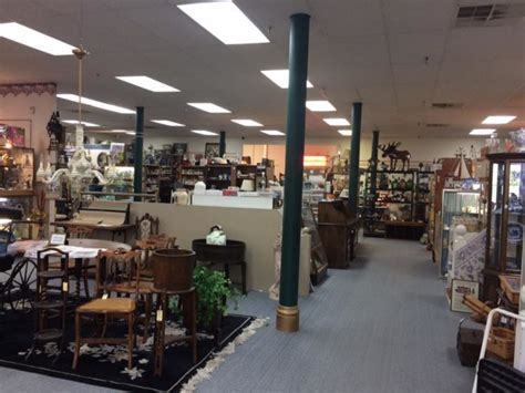 Bay Antique Center Is Michigans Most Amazing Antique Mall