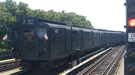 Nyc Subway Museum Train Of R19 And Bmt Standards Cars Running On The D