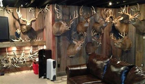 Pin By Ben Johnston On Hunting Trophy Room Ideas Man Cave Home Bar