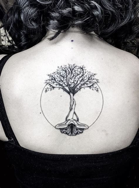 Tree Of Life Tattoo By Artist Jenntacotattoos Spine Tattoos For
