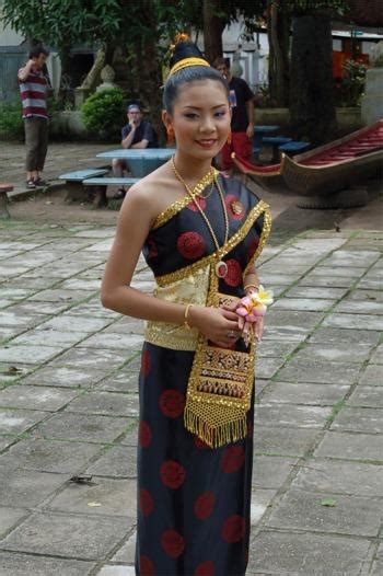 Laos Luang Prabang Traditional Dress Laos Image 48 Of 72
