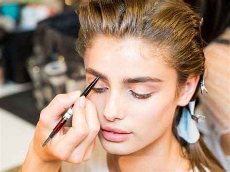 what makeup artists use to prep celebrities skin basic makeup eye makeup tips how to apply