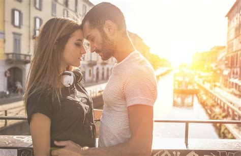 The One Thing You Can Do With Your Partner Every Day To Increase Intimacy