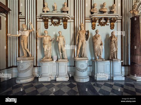 Statues In Great Hall Of Palazzo Nuovo Capitoline Museum Rome Italy