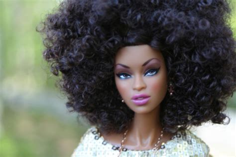 A doll for kids to learn twist outs! Natural Hair Group In Georgia Gives Black Barbie Dolls A ...