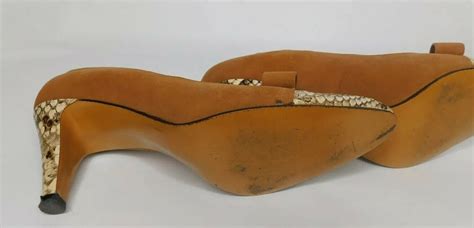 Vintage Deliso Tan Suede And Snake Toe And Heel Pump Shoe Gem