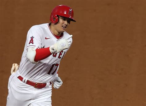 Angels Shohei Ohtani Hits 2 Home Runs Vs Orioles First In Mlb To