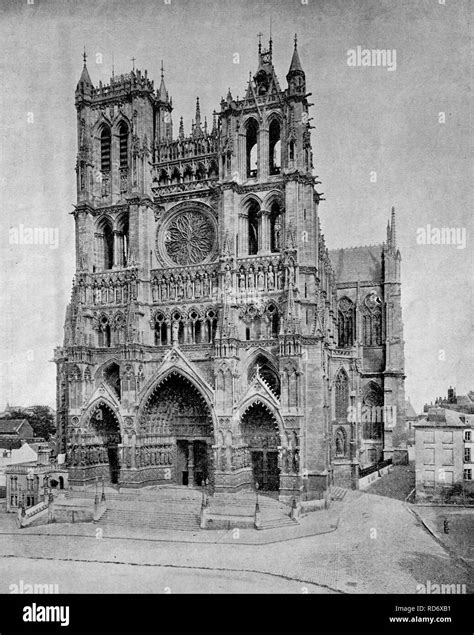 Early Autotype Of The Cathedral Of Amiens France 1880 Stock Photo Alamy