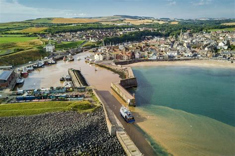 Eyemouth Harbour Visitor Attractions Scotland Starts Here
