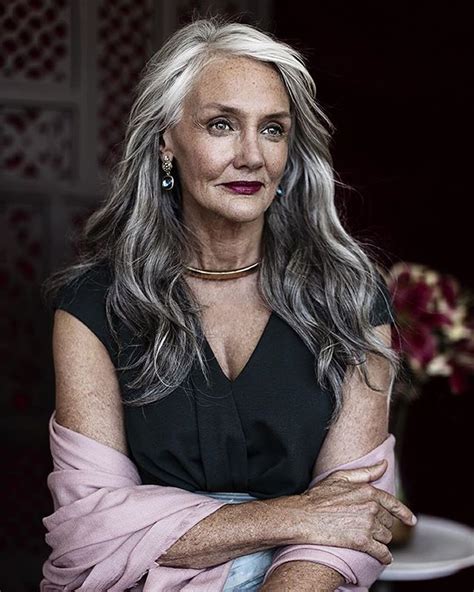 63 stunning long gray hairstyles ideas for women over 50 aksahin jewelry long gray hair