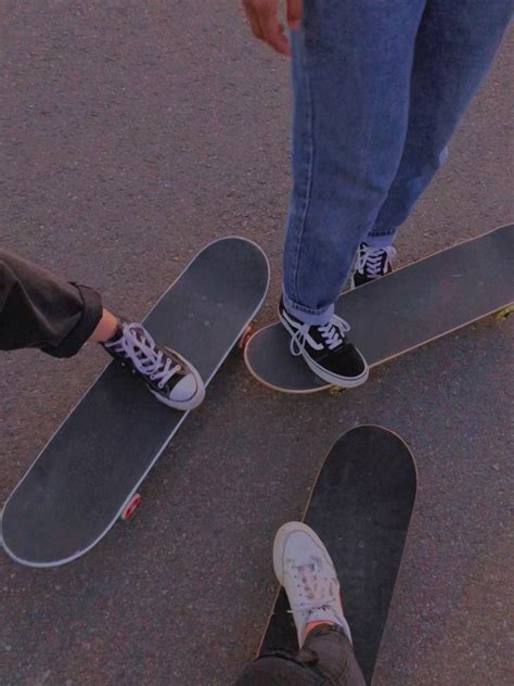 Pin By Abby Thompson On Friends Skate Style Skateboard Aesthetic