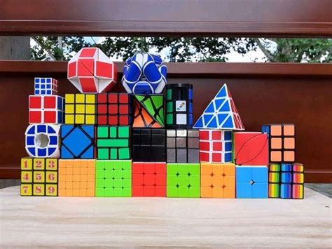 Pin De Kyasarin キャサリン En Rubiks Cube Rubik