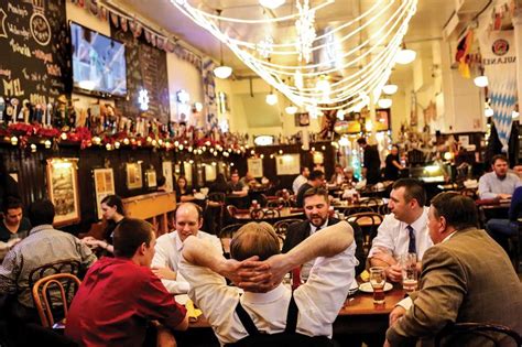 Where to Eat: Boston | Boston restaurants, New boston, Boston