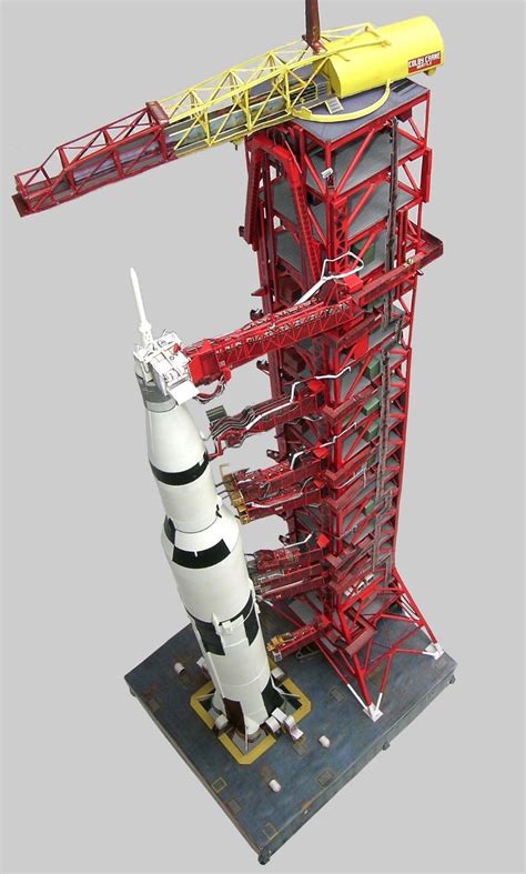 Saturn V Launch Umbilical Tower Mobil Pribadi
