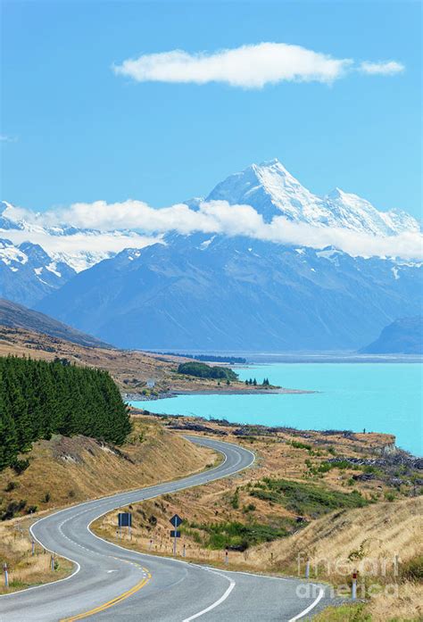 Mount Cook And Lake Pukaki New Zealand Photograph By Neale And Judith