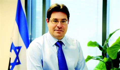 אופיר אקוניס תוקף את אחמד טיבי. השר אופיר אקוניס התפטר מתפקידו כממונה על רשות השידור ...