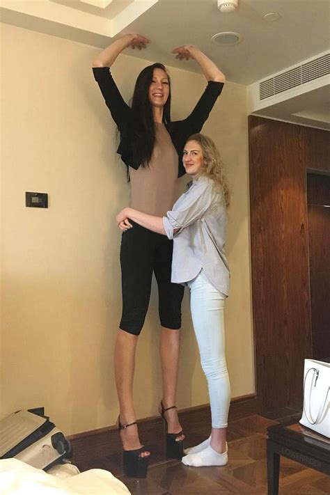 Ekaterina Lisina World S Tallest Professional Model At Ft Inches Hot