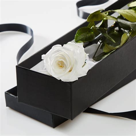 Long Lasting Stemmed Real Rose In A Silk Lined T Box White Amazon