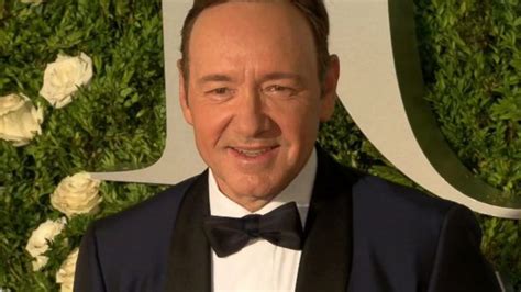 Video Kevin Spacey Accused Of Groping Son Of Former Tv News Anchor My
