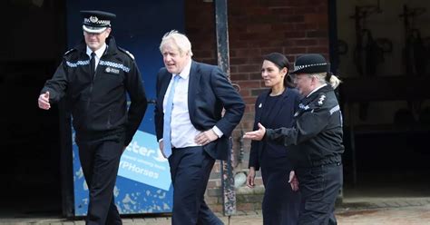 Police Recruit Forced To Sit Down During Pm Boris Johnson S Speech In West Yorkshire Leeds Live