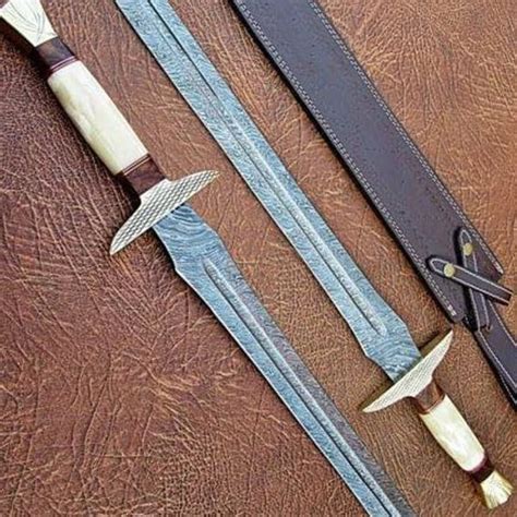 Handmade Damascus Swords Battle Ready Damascus Steel Sword Inspire