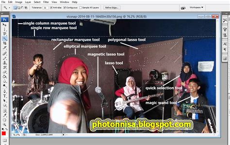 Use the options bar to customize tool settings, like alignment and distribution, to get the effect you want. Photonnisa: Macam dan Pengertian Selection Tool Pada Photoshop