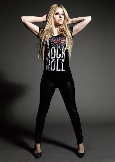 Avril Lavigne The Hollywood Reporter Photoshoot Famous Nipple