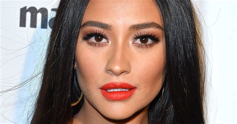 Shay Mitchells ‘shades Of Shay Reality Show To Debut This Year Teen