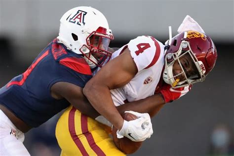 Tucked in between five mountain ranges and blessed with an average 350 days of sunshine per year, the university of arizona (ua) offers degrees at all levels in a wide range of. Projecting the 2021 USC football depth chart on offense