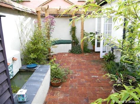 47 Beautiful French Courtyard Garden Design Go Diy Home Courtyard
