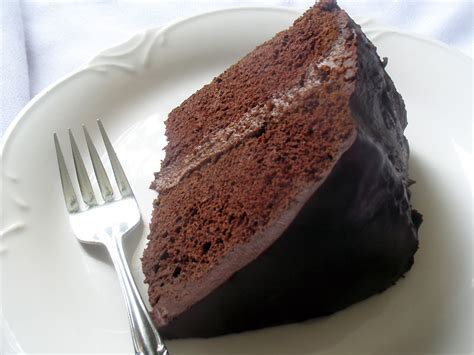 Irene_k/getty images this is a one bowl cake, topped with a rich chocolate frosting. Chocolate Cake with Chocolate Filling and Ganache - Vegan ...