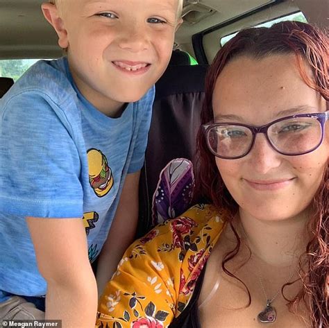 Mom Invites Strangers To Her Seven Year Olds Birthday Party After His