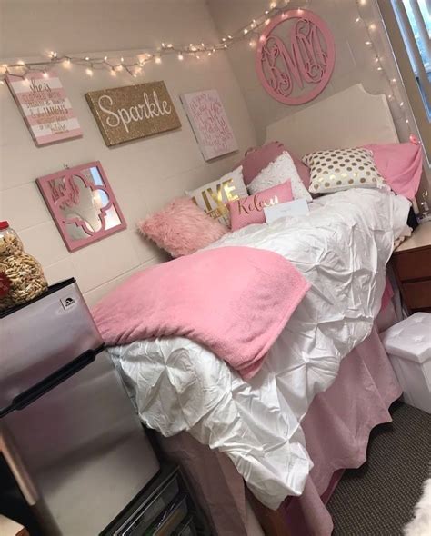 How To Decorate A College Dorm In Decoomo