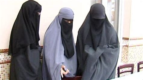 French Mps Vote To Ban Islamic Full Veil In Public Bbc News