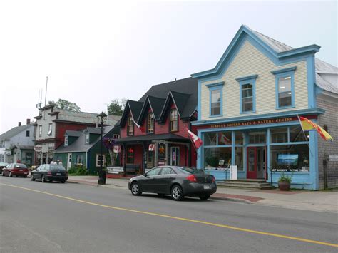Canadian Suburbs And Small Towns To Put On Your Travel List Huffpost