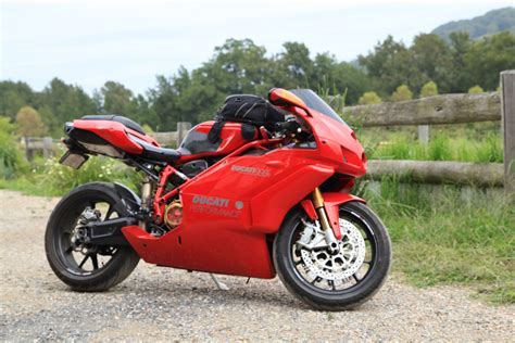 Ducati 999 On Holiday Autos Automoviles Motos